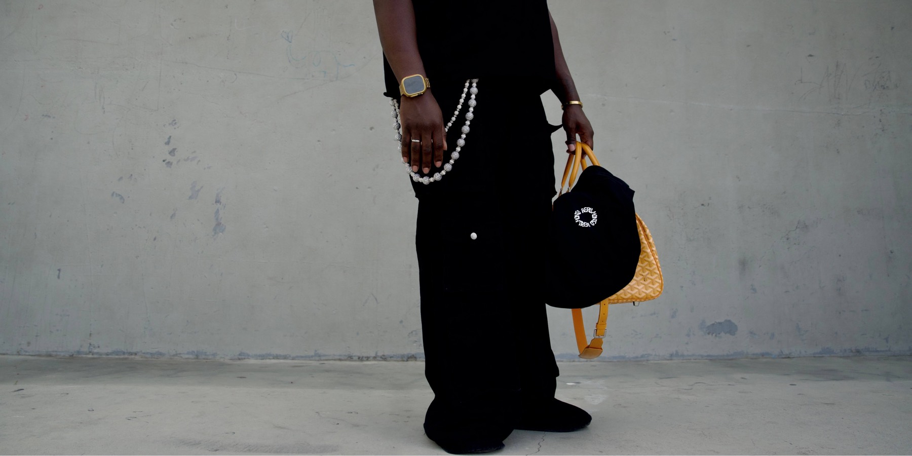 Monto Aeru garment worn on location